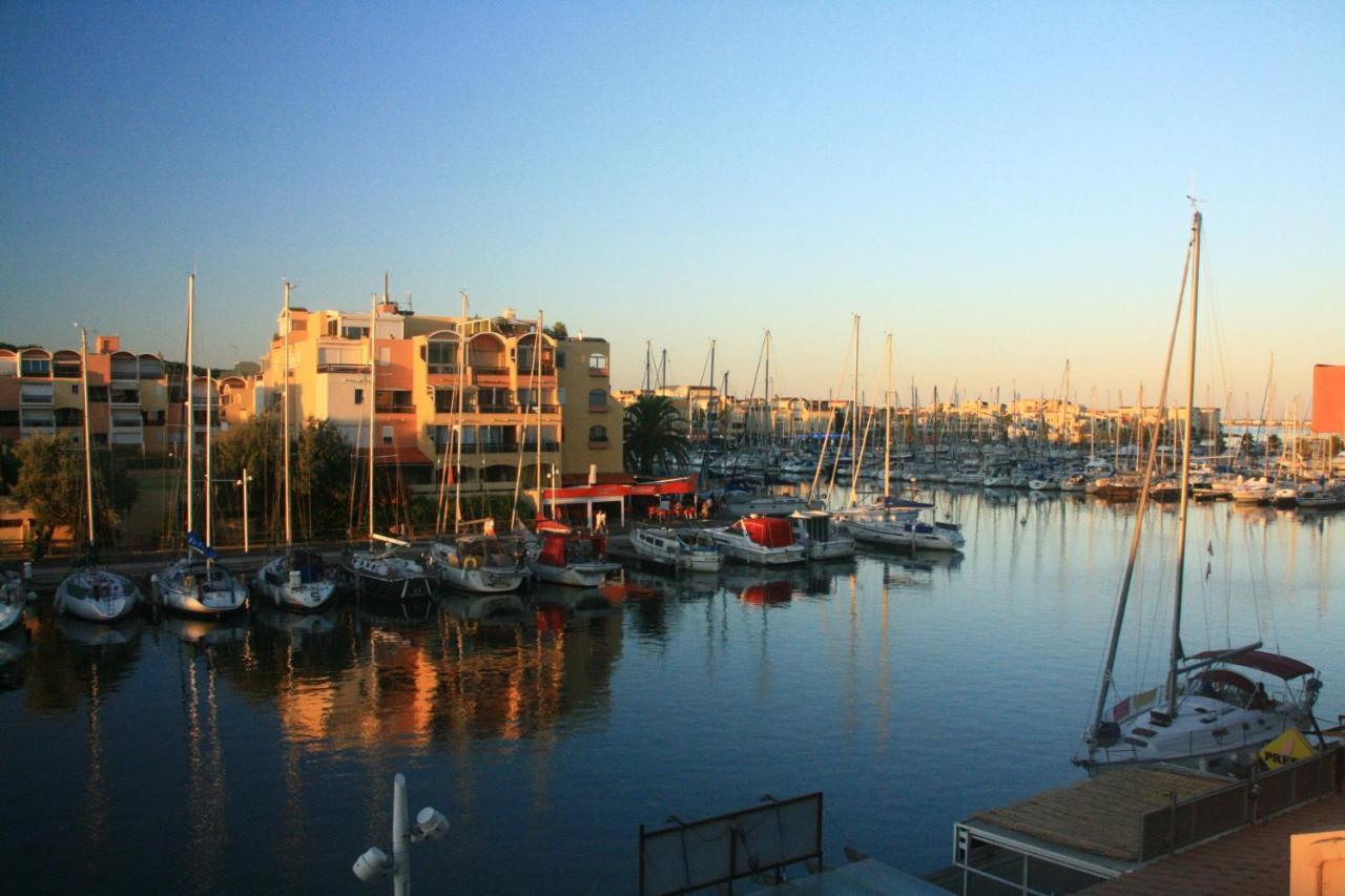 Charmant Studio Port De Gruissan Exterior foto